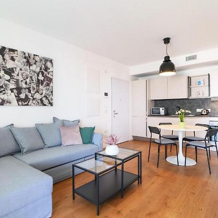 Lovely Terrace Apartment - Porta Romana District 밀라노 외부 사진