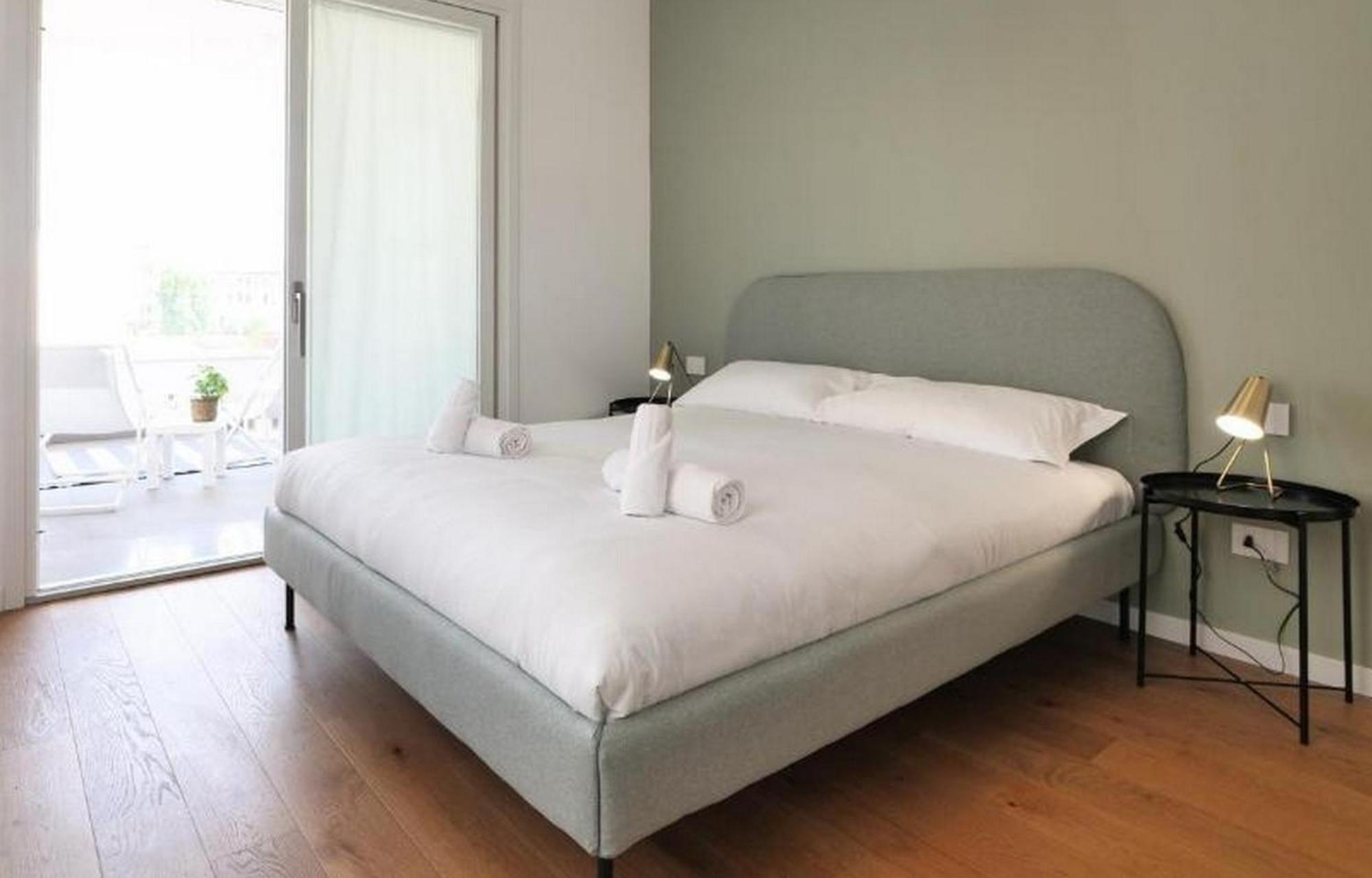 Lovely Terrace Apartment - Porta Romana District 밀라노 외부 사진