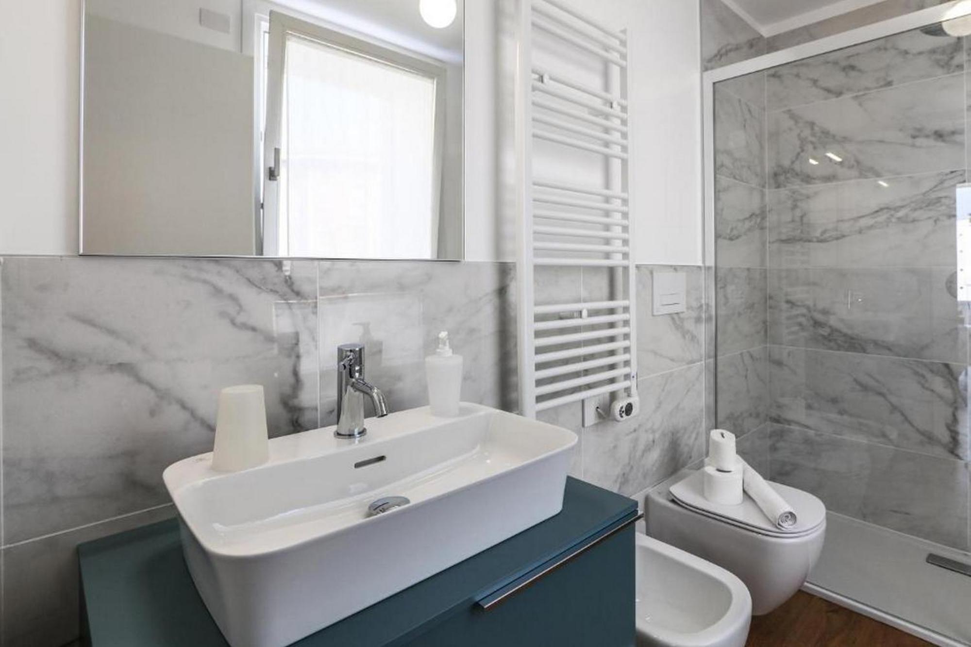 Lovely Terrace Apartment - Porta Romana District 밀라노 외부 사진